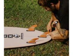 Freestone Control Series - Salmon - Thruster - L -F-One Soldes Boutique jack freestone control series salmon thruster l futures 2