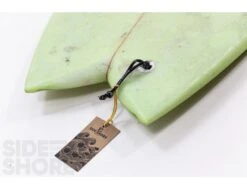 Mini Twin EPS - Green - 5'3 X 20 1/4" X 2 1/4" - 28 L - Twin - FCS II -F-One Soldes Boutique mini twin eps green 53 x 20 14 x 2 14 28 l twin fcs ii dhd 13