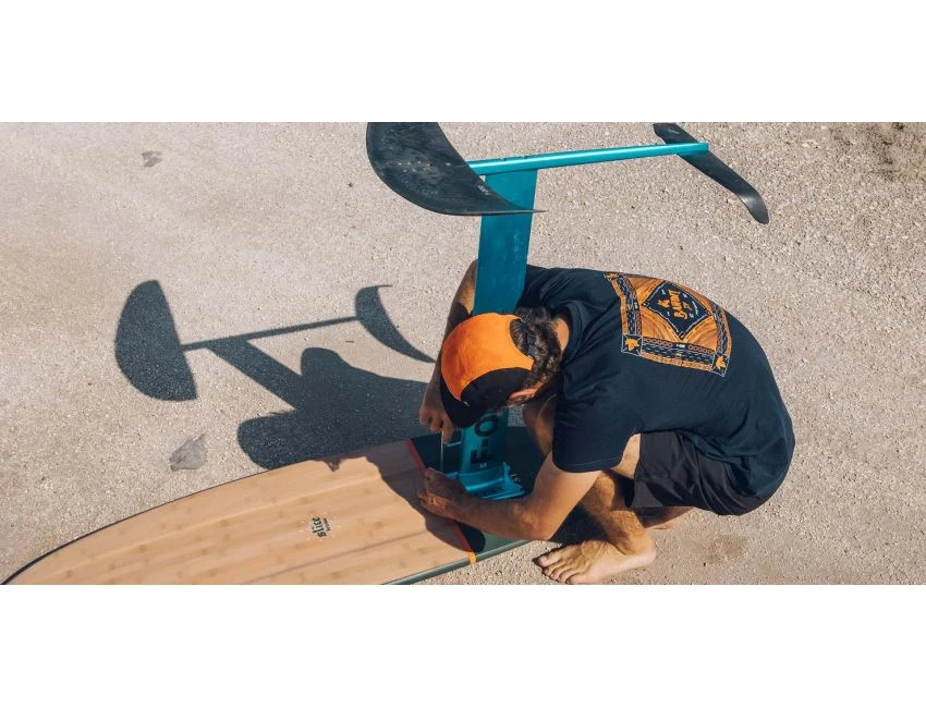 F-One Slice Bamboo Foil - 2022 12 F-One Slice Bamboo Foil - 2022 – Image 12