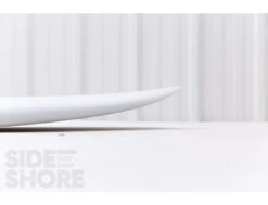 Tiburon - Clear - 5'6 X 21 3/8" X 2 9/16" - 34.4 L - Twin - Futures -F-One Soldes Boutique tiburon clear 56 x 21 38 x 2 916 344 l twin futures bear surfboards 10